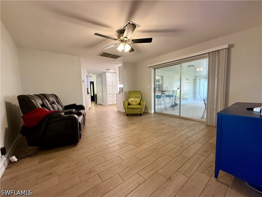 FamilyRoom