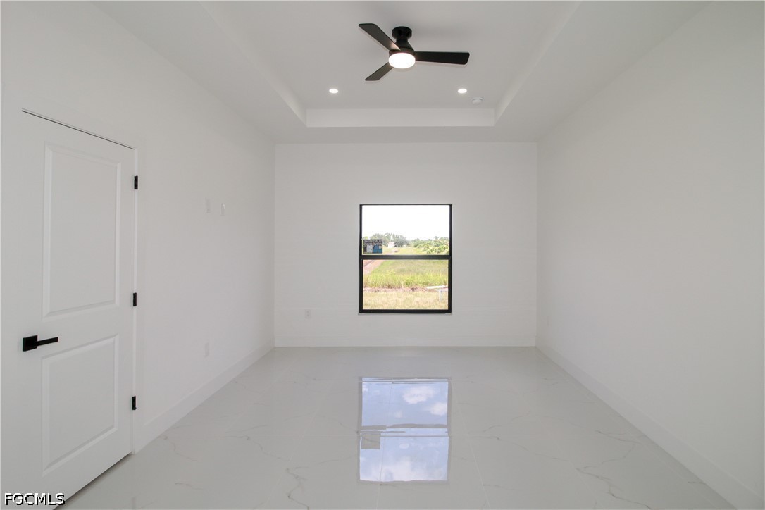 943 Commodore, Lehigh Acres, FL 33974