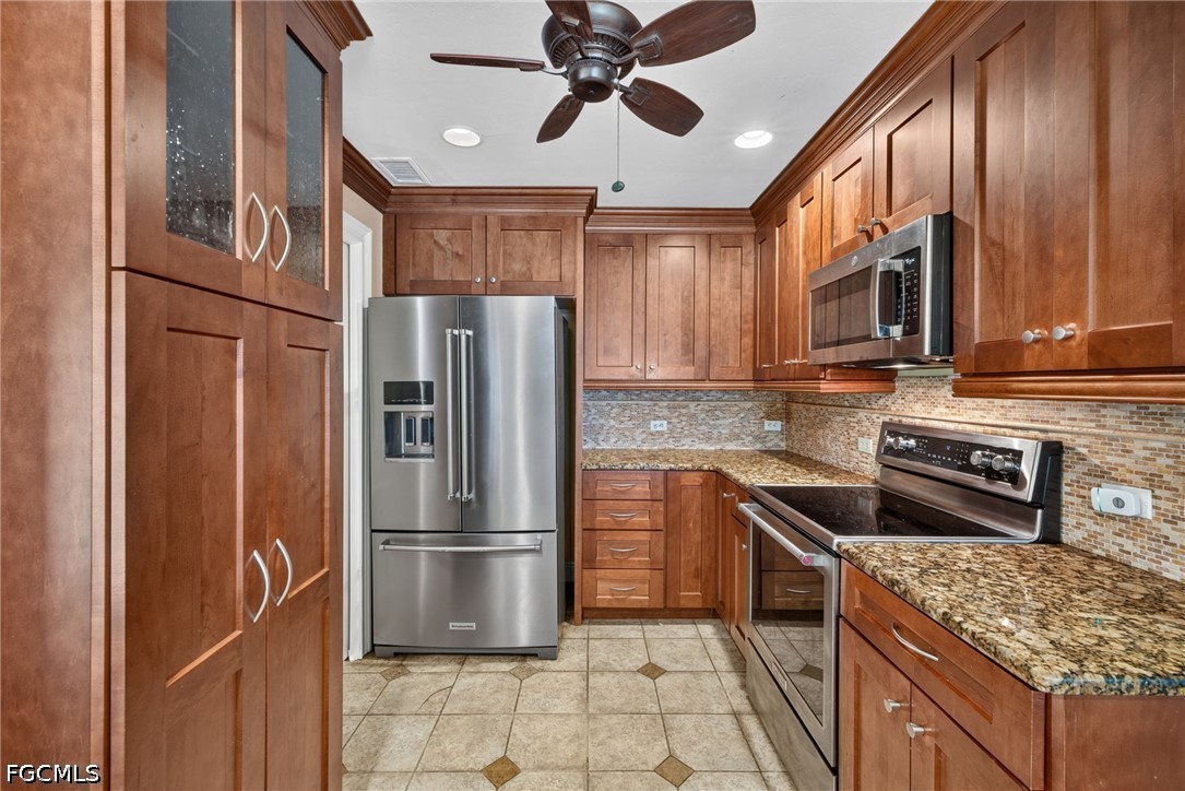 1460 Manuels, Fort Myers, FL 33901