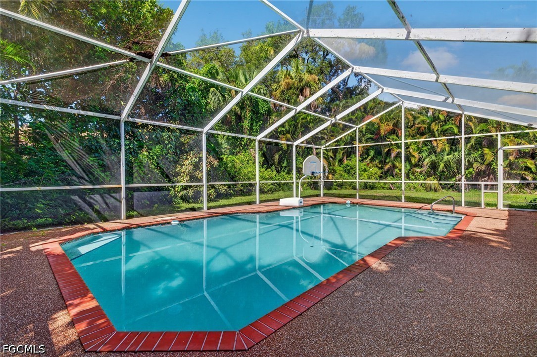 1460 Manuels, Fort Myers, FL 33901