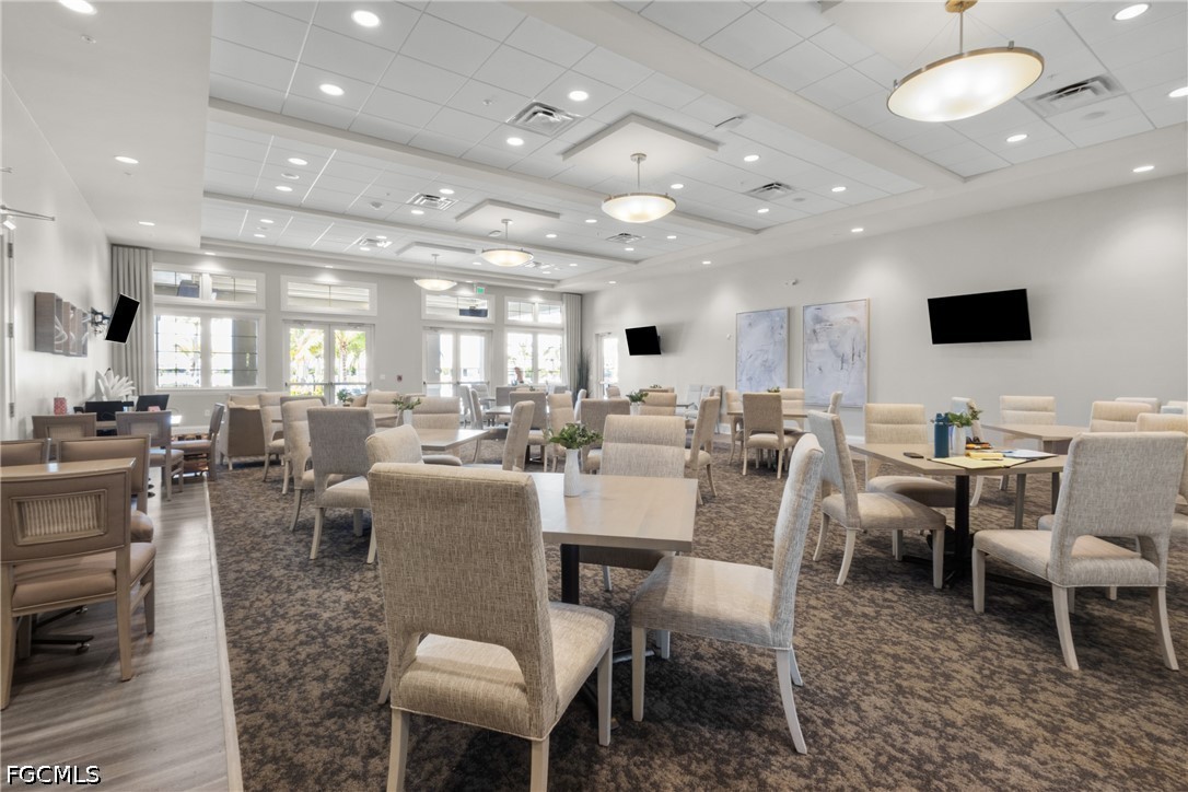 DiningArea