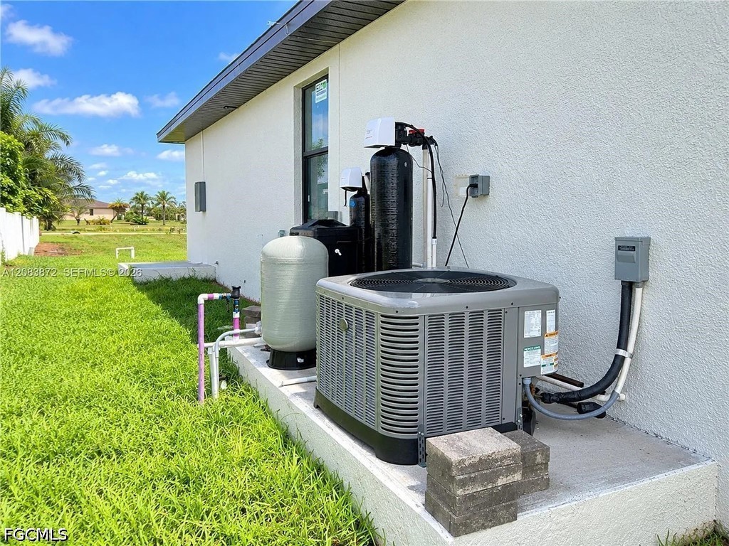 3301 5th, Cape Coral, FL 33993