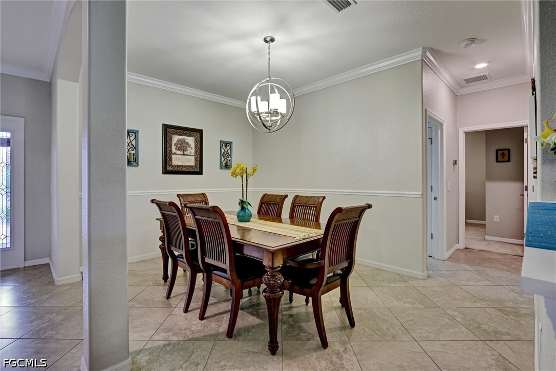 DiningArea