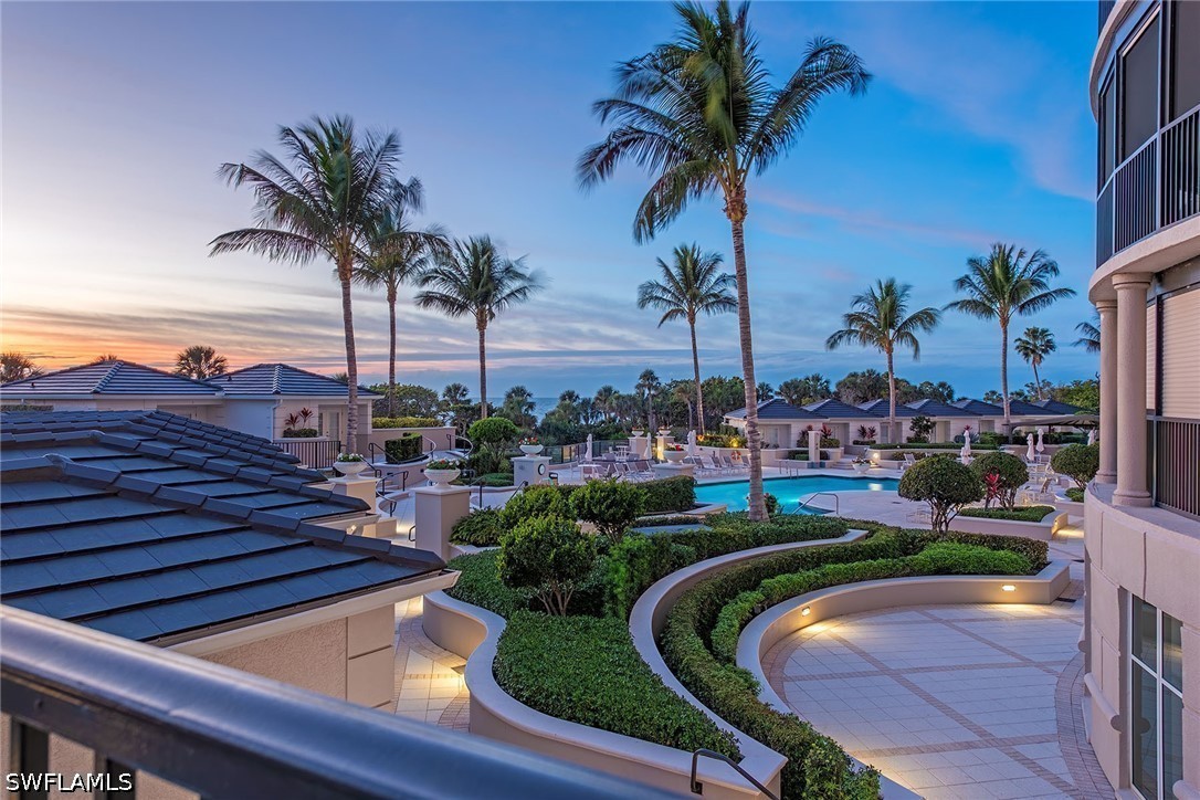 8665 Bay Colony Unit 201, Naples, FL 34108