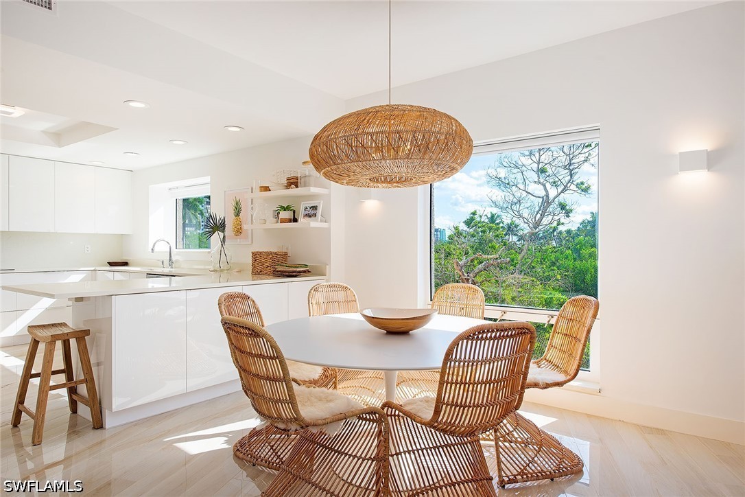 DiningArea
