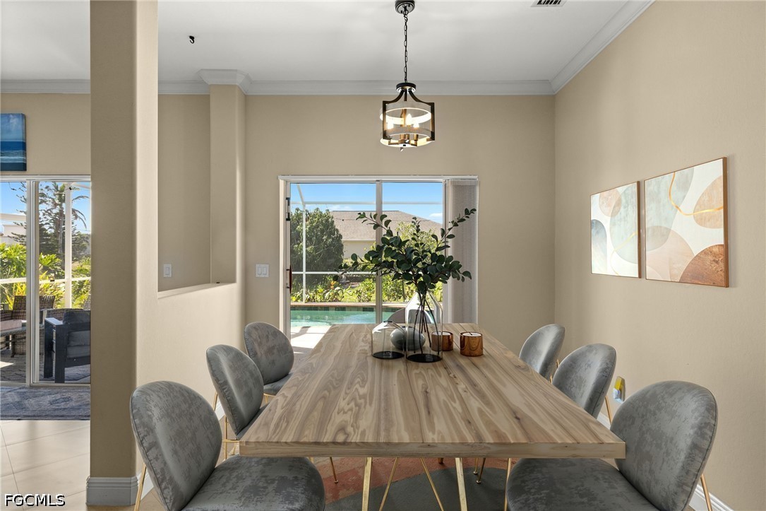 DiningArea