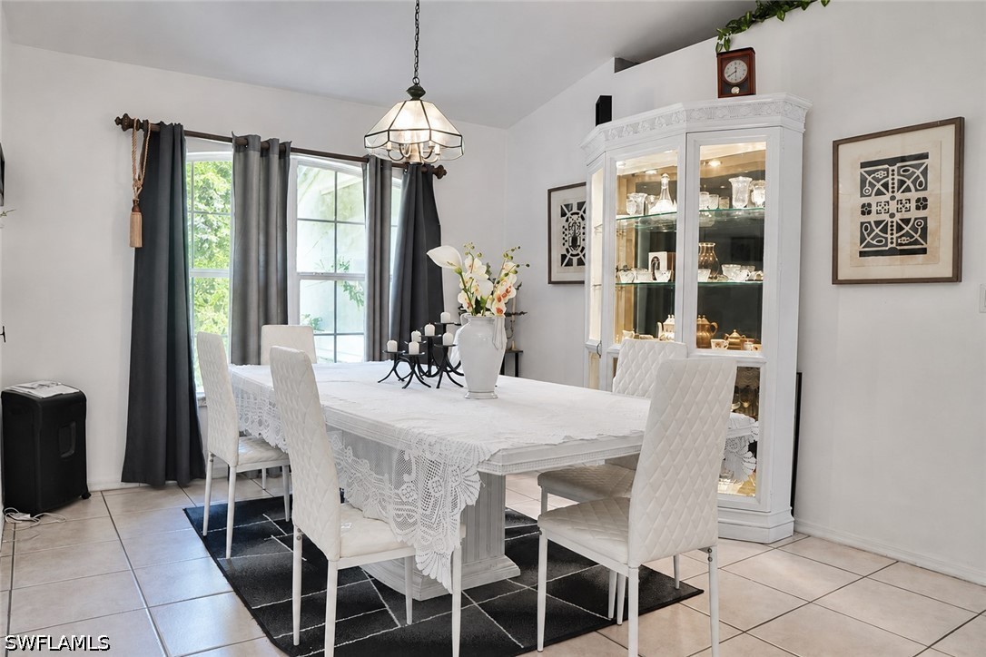 DiningArea