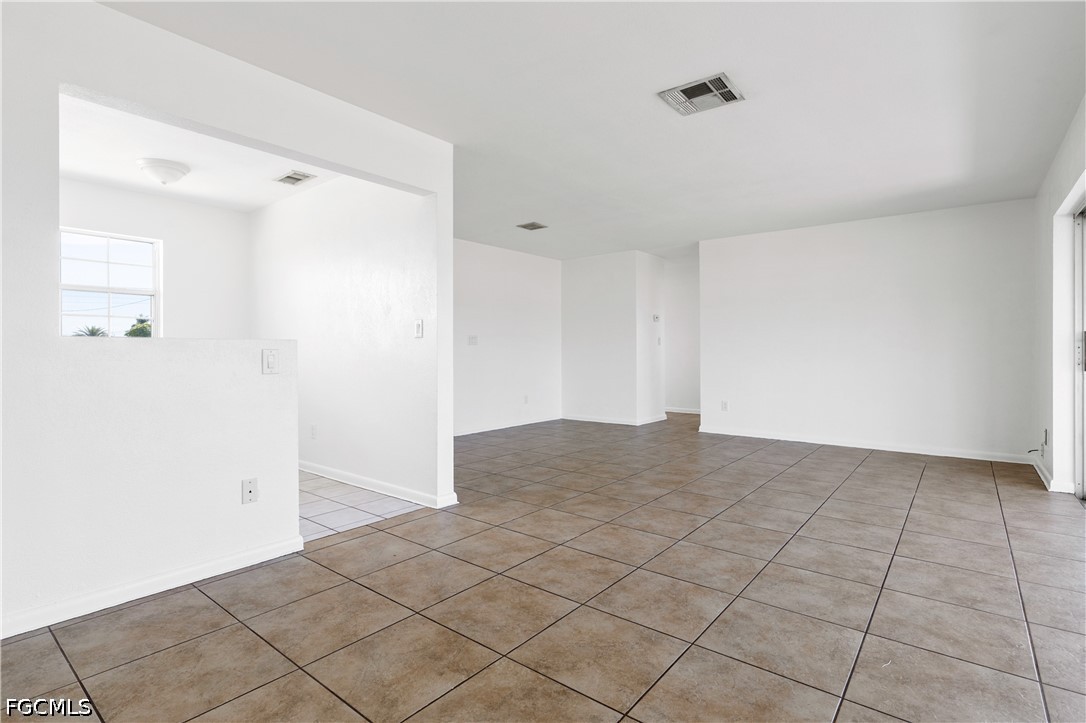 3102 18th, Cape Coral, FL 33904