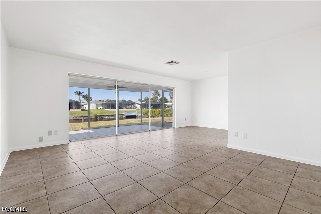 3102 18th, Cape Coral, FL 33904