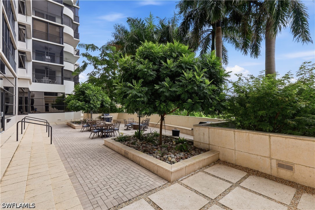 6825 Grenadier Unit 1102, Naples, FL 34108