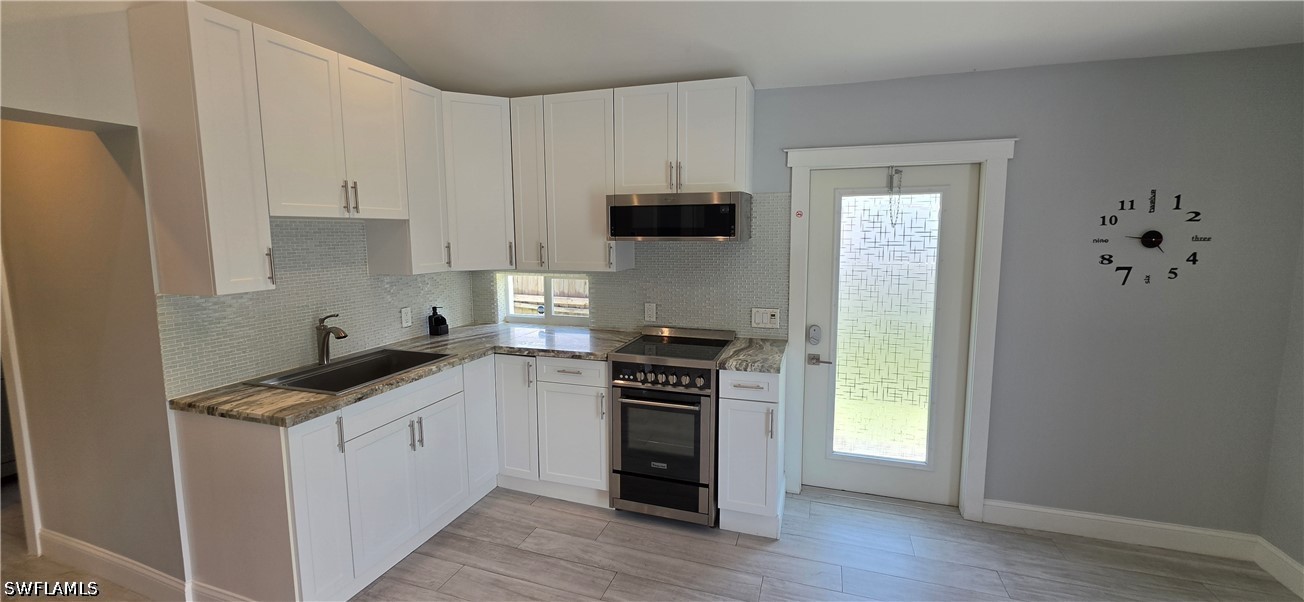 4536 25th, Naples, FL 34116