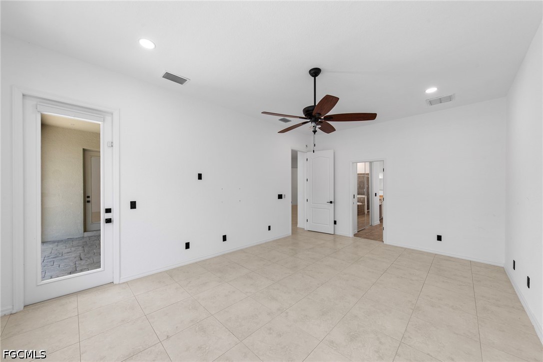 2628 Fairmont Cove, Cape Coral, FL 33991