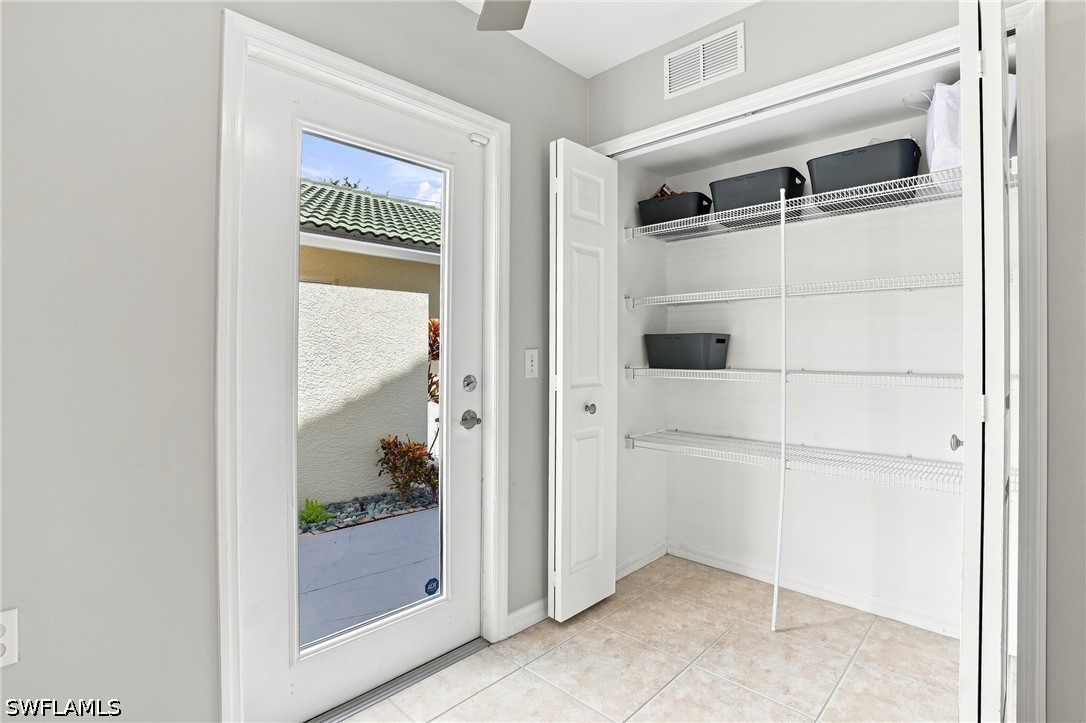 4910 Cougar Unit 101, Naples, FL 34109