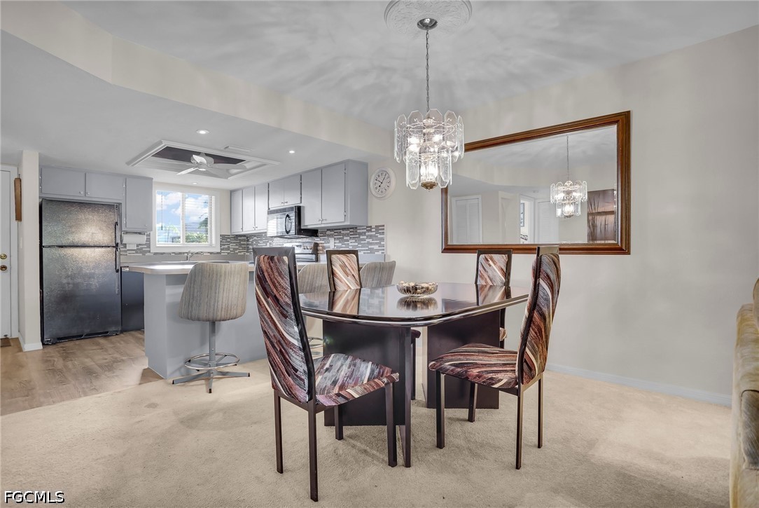 DiningArea