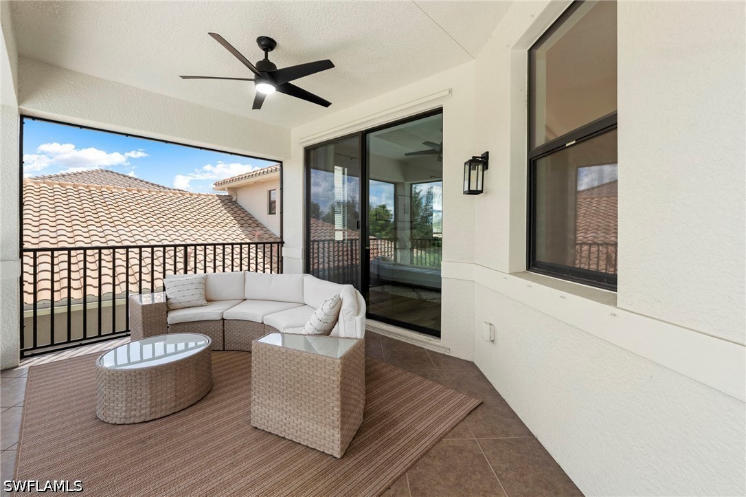 2858 Cinnamon Bay, Naples, FL 34119