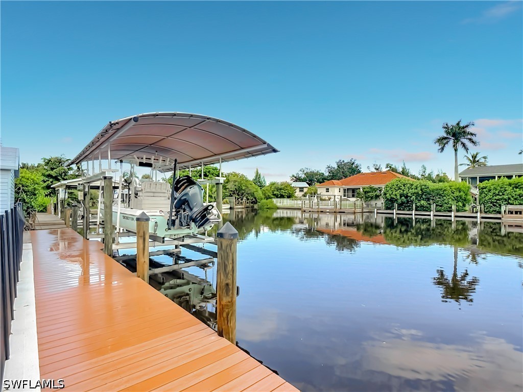 Dock
