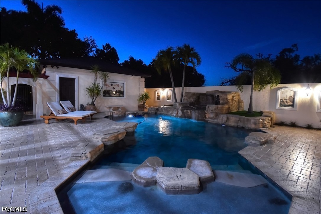 Pool