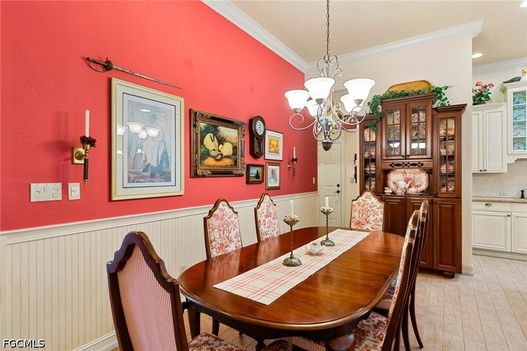 DiningArea