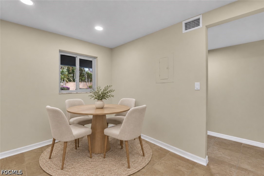 DiningArea