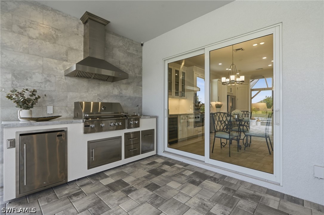 15649 Triesta, Naples, FL 34114