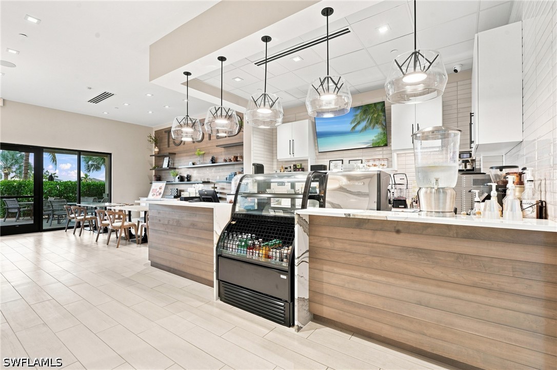 15649 Triesta, Naples, FL 34114