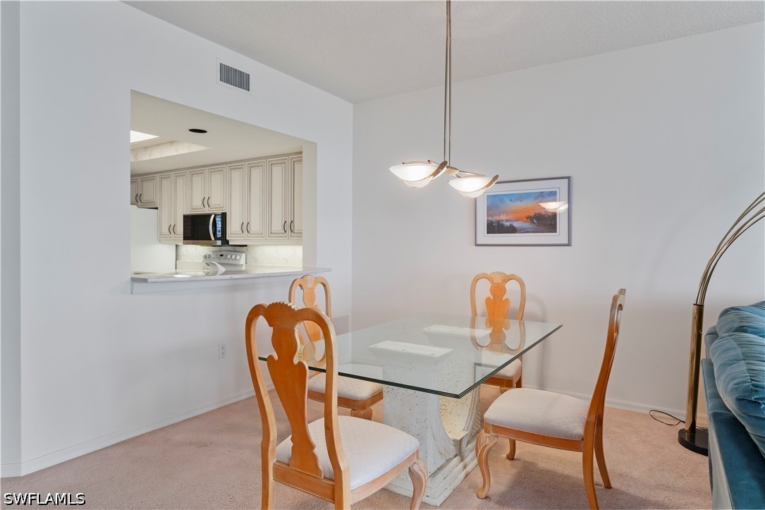 DiningArea