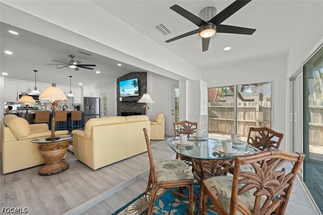 DiningArea