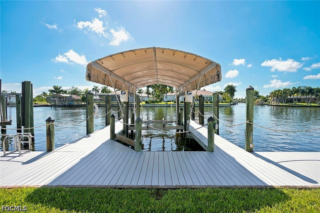 Dock