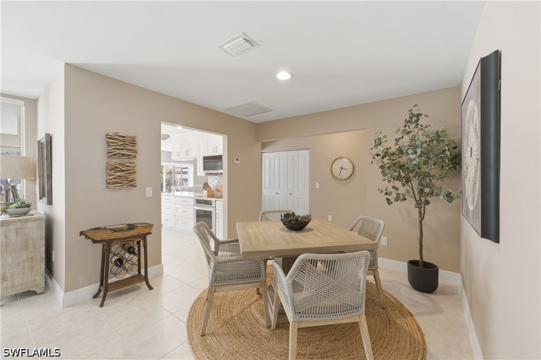DiningArea