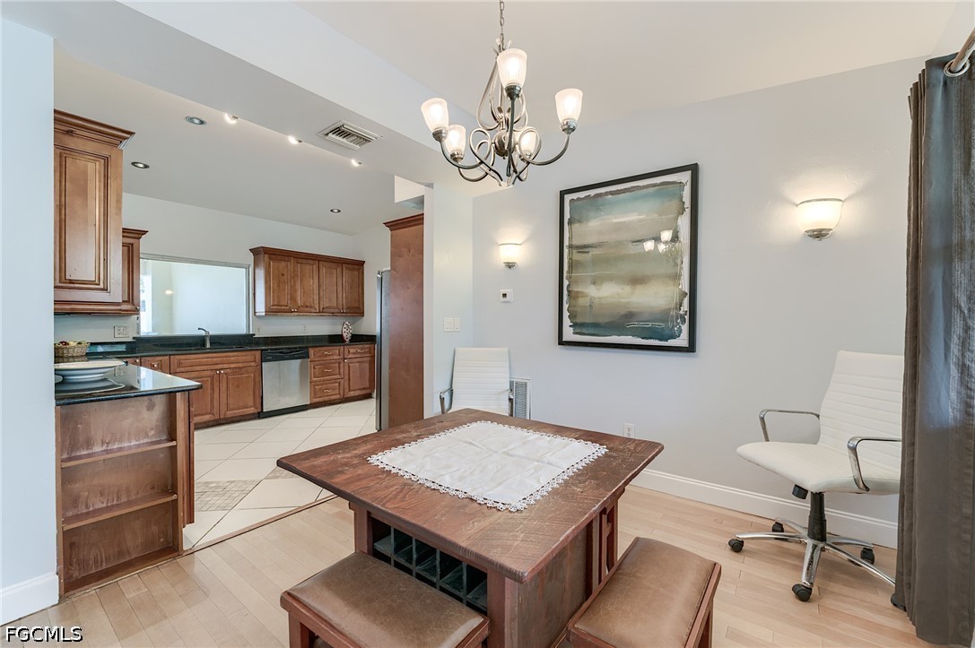 DiningArea