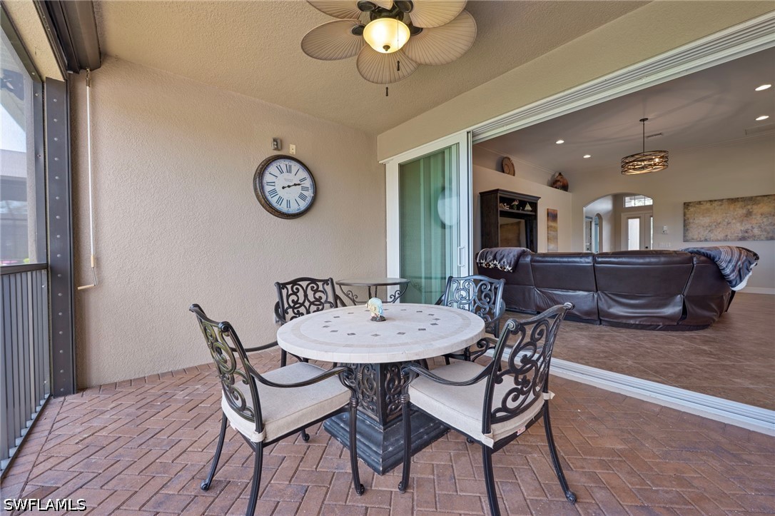 DiningArea
