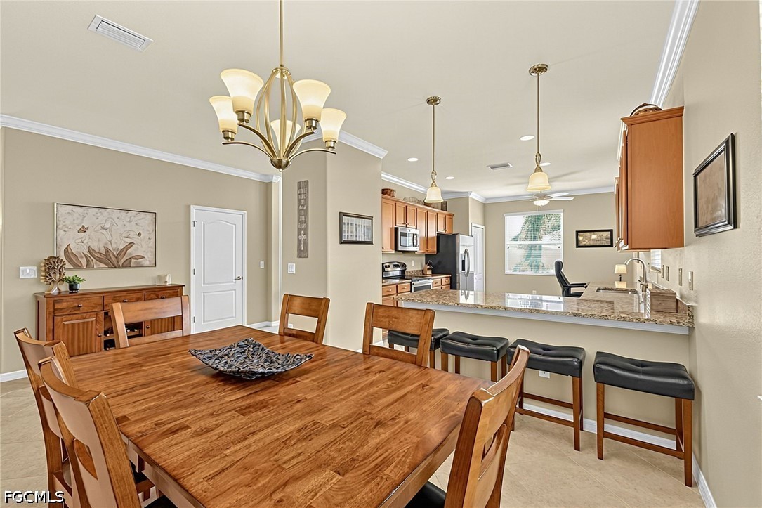 DiningArea