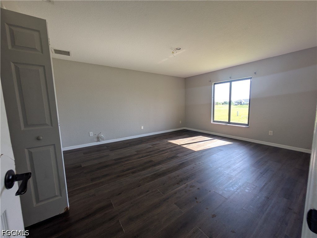 1725 11th, Cape Coral, FL 33993