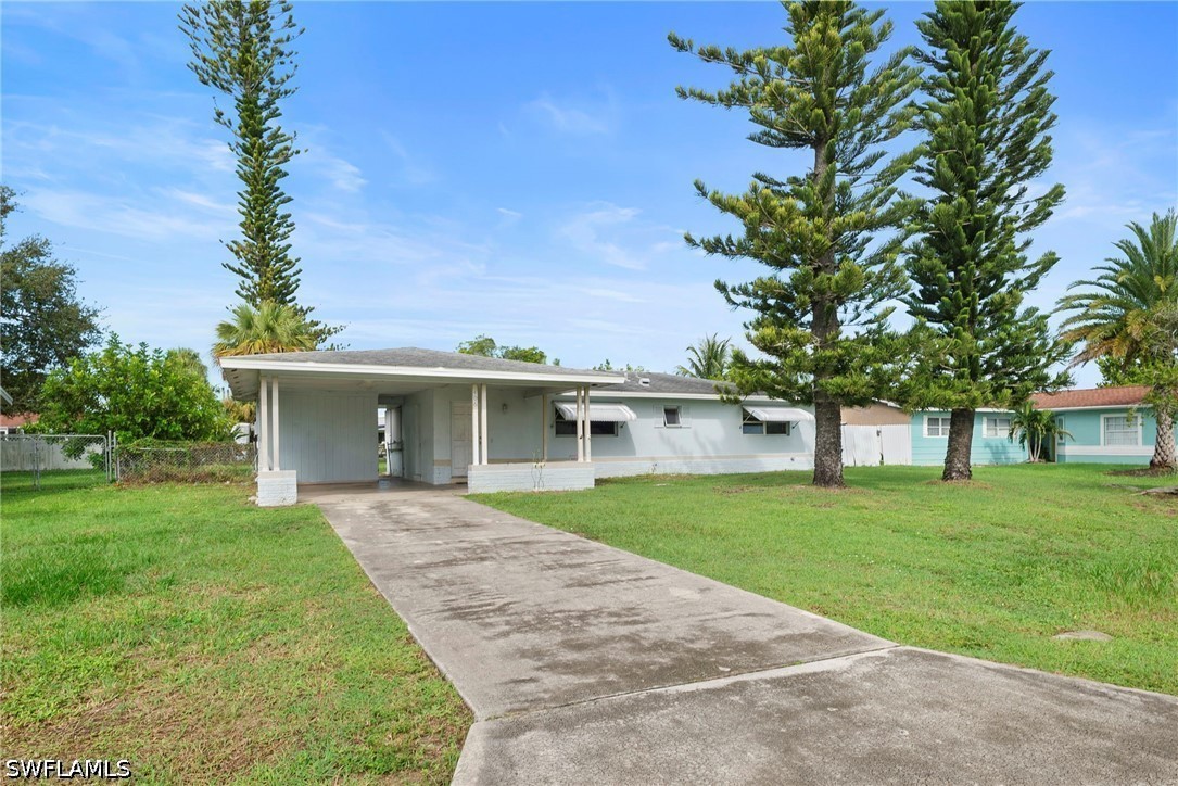 406 15th, Cape Coral, FL 33909