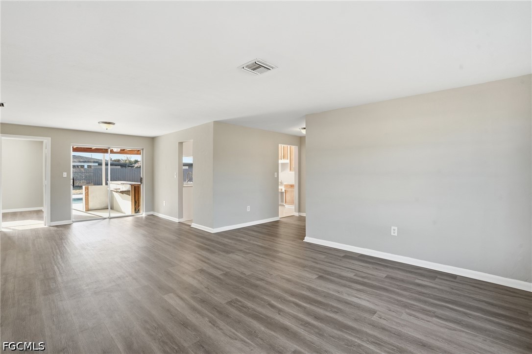 312 Hollywood, Lehigh Acres, FL 33936