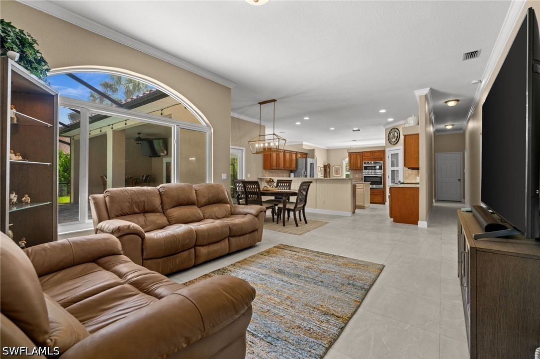 FamilyRoom