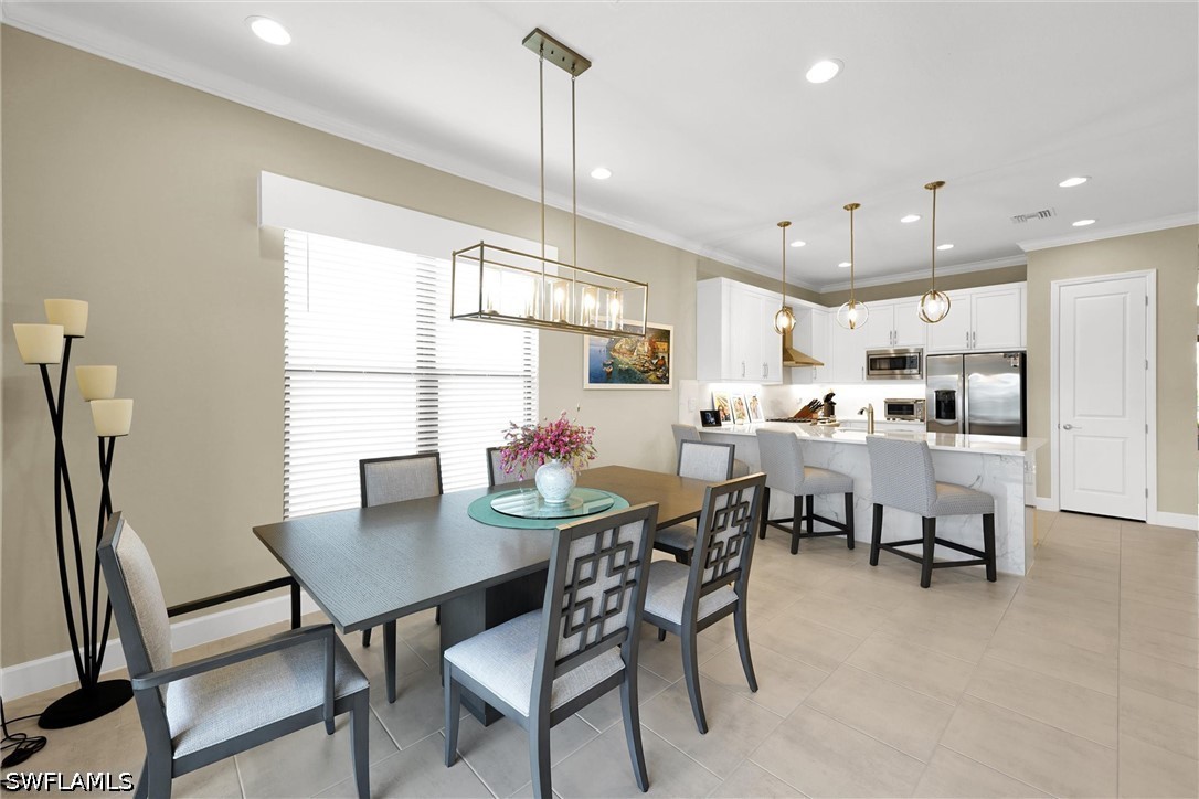 DiningArea