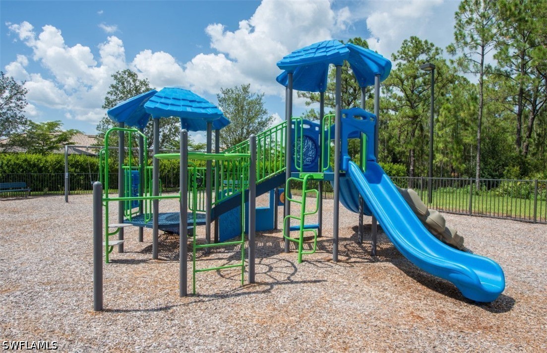 10897 Stonington, Fort Myers, FL 33913