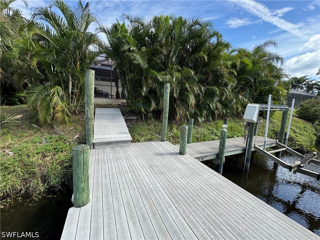 Dock