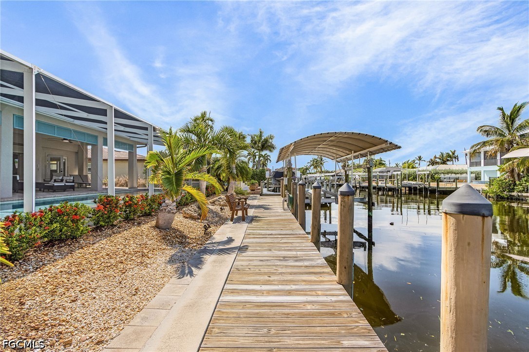 Dock