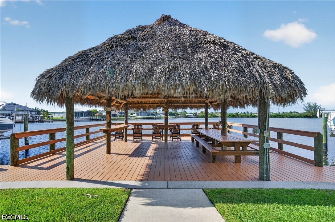 Dock