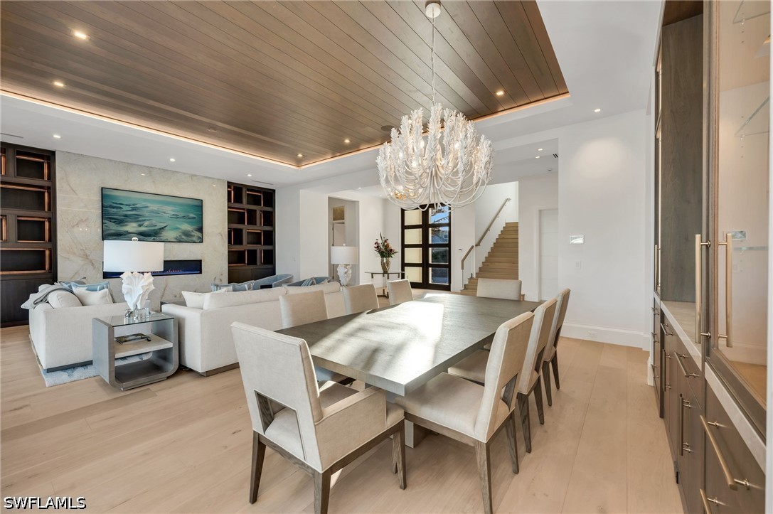 DiningArea