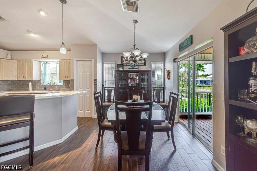 DiningArea
