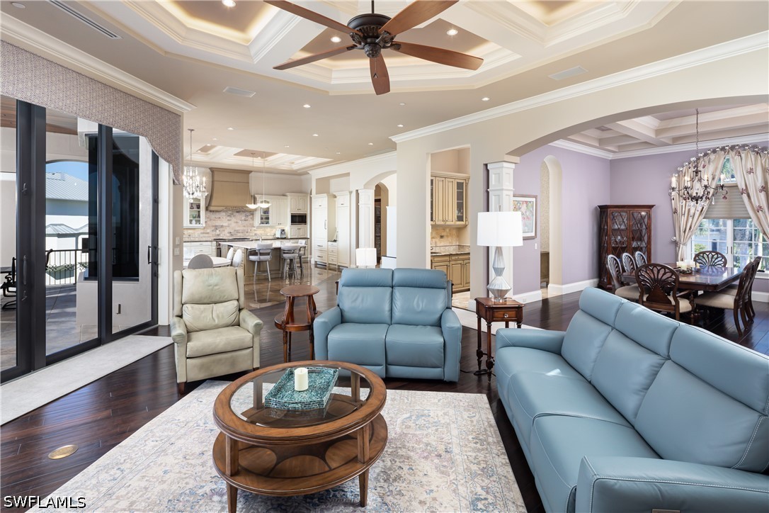 101 Jumento Cay, Bonita Springs, FL 34134
