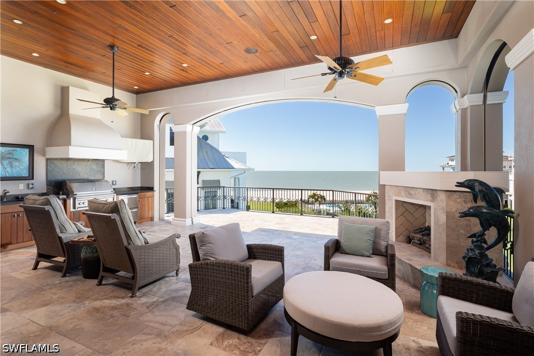 101 Jumento Cay, Bonita Springs, FL 34134