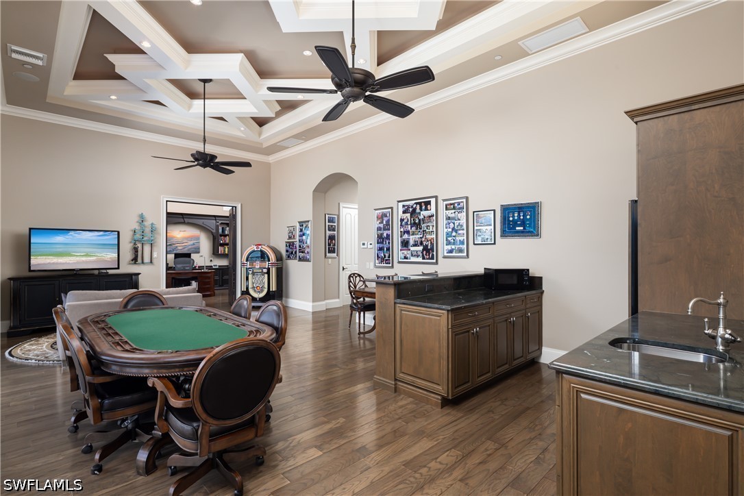 101 Jumento Cay, Bonita Springs, FL 34134