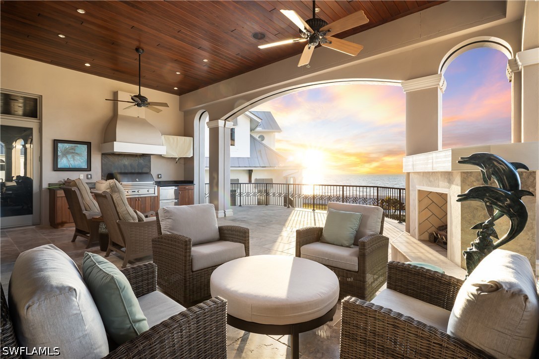 101 Jumento Cay, Bonita Springs, FL 34134