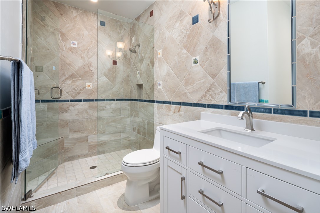 101 Jumento Cay, Bonita Springs, FL 34134