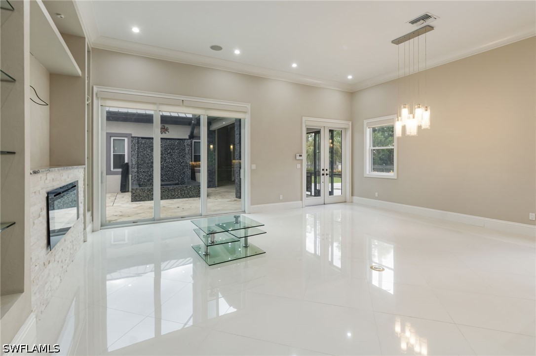 3585 33rd, Naples, FL 34120
