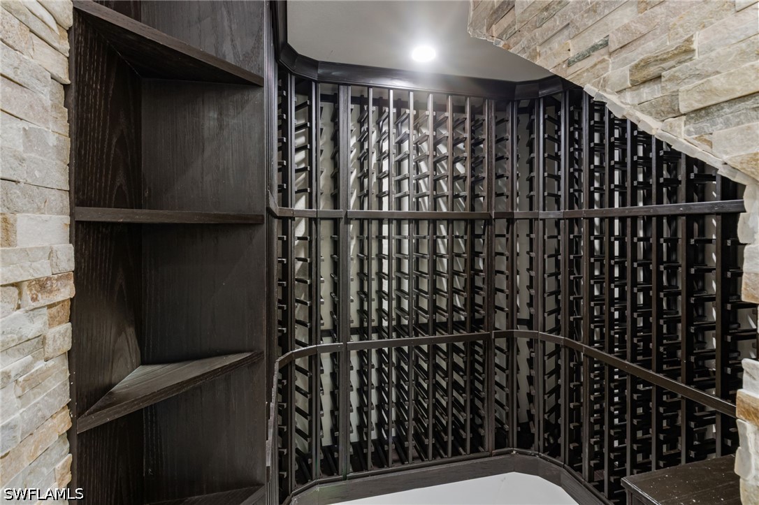 WineCellar